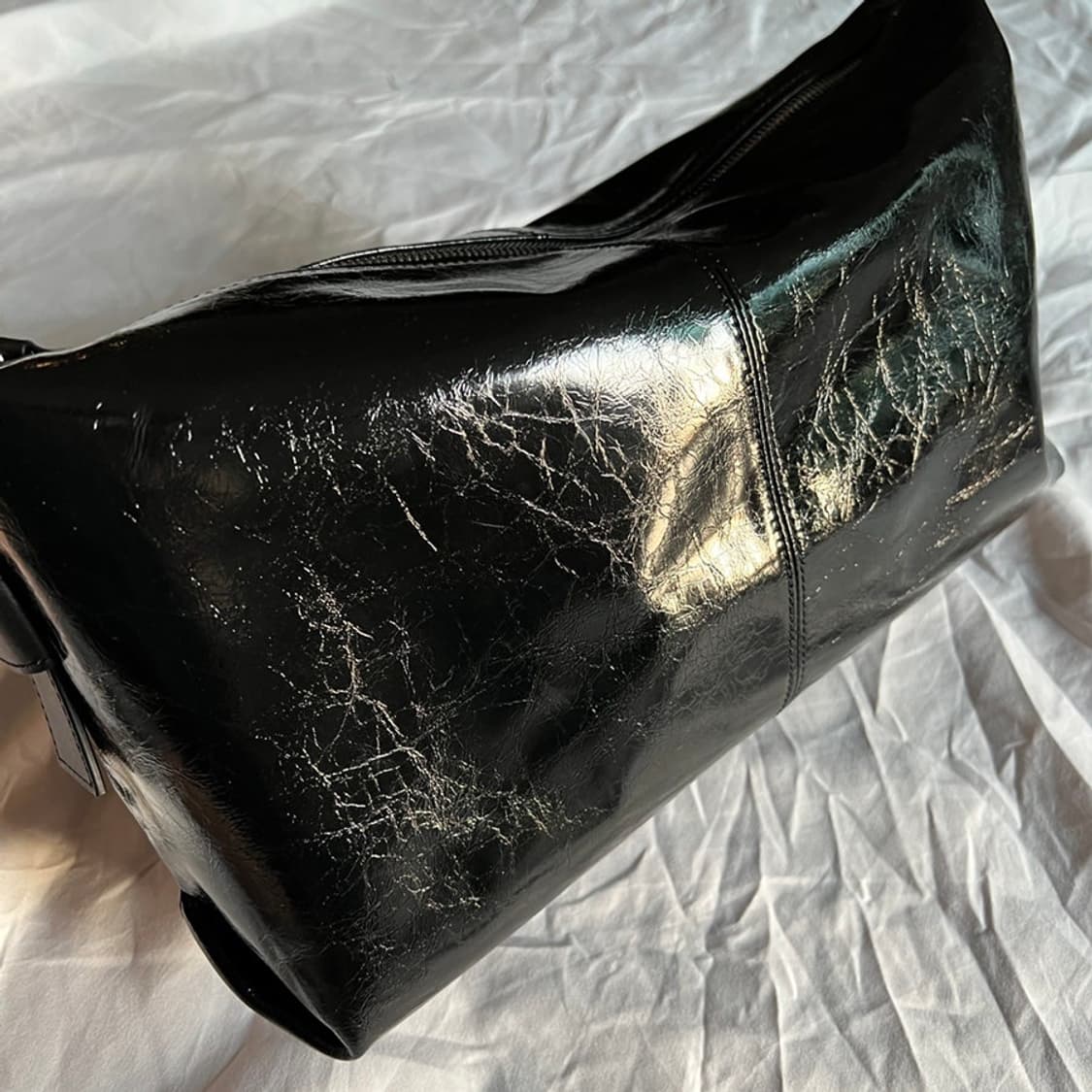 밈더워드로브 호보백 판매합니다. 상품이미지2