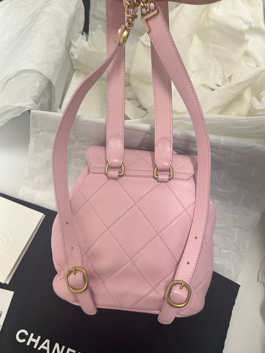샤넬 백팩 CHANEL 레터링 체인 퀼팅 미니백 AS4866 상품이미지4