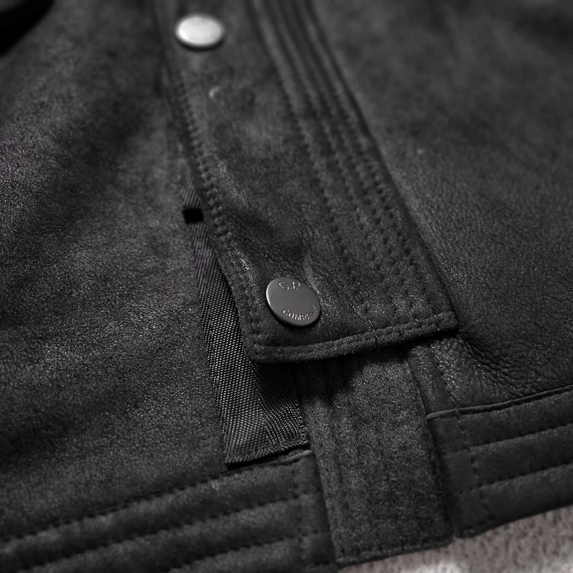 Cp컴퍼니 양가죽 고글 무스탕 상품이미지3