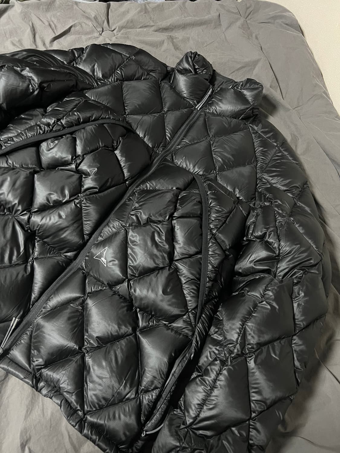 (L) 로아 누나NUNA 경량패딩 블랙 3회착 새상품급 상품이미지1