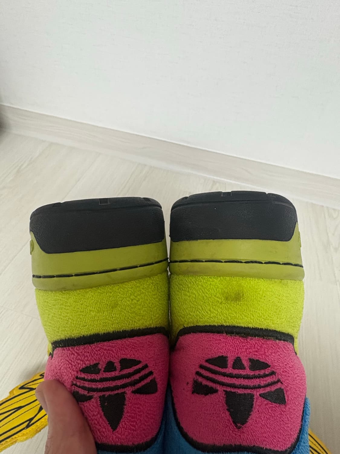 아디다스 제레미스캇 윙스 멀티컬러 상품이미지5