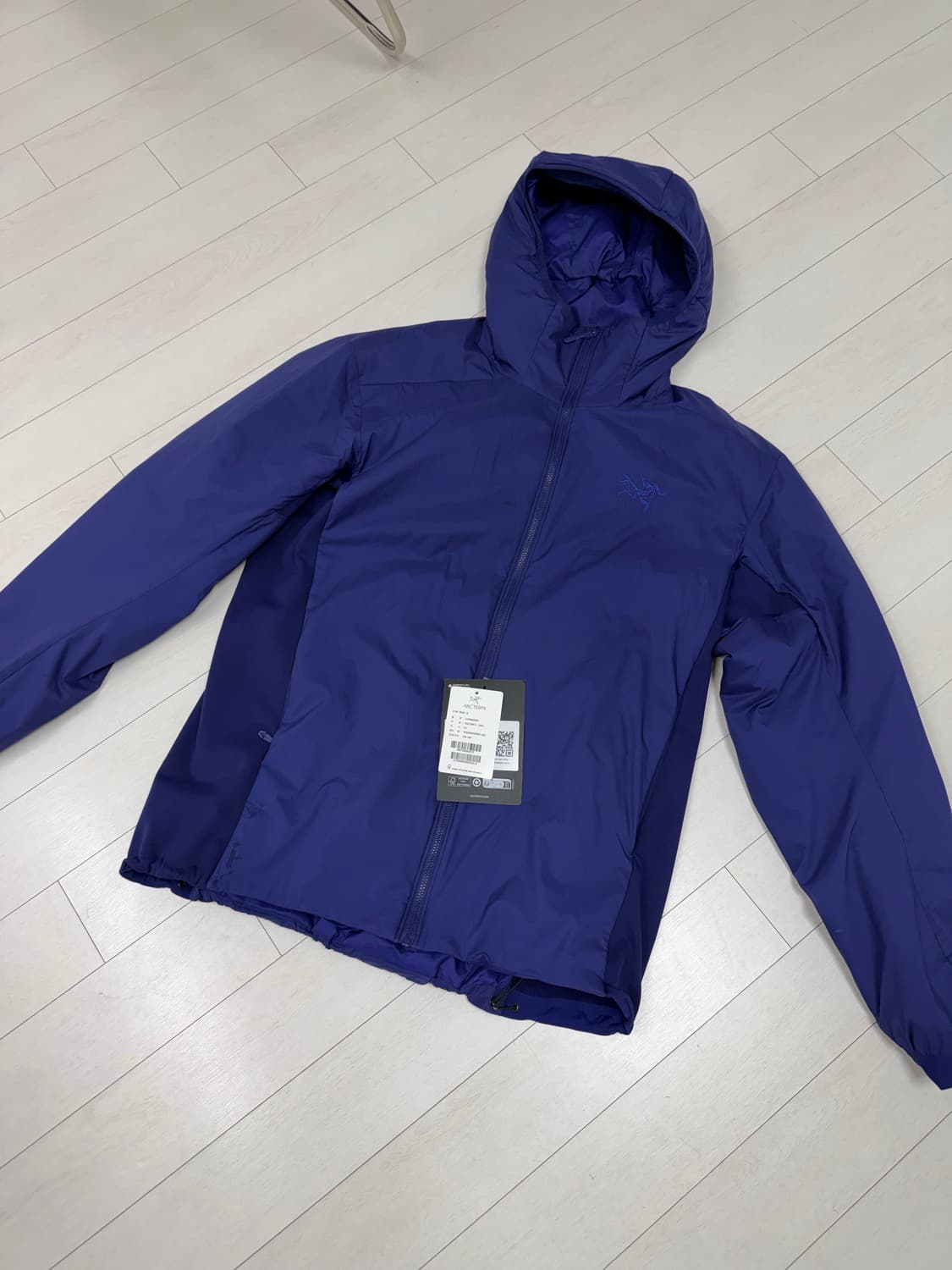 아크테릭스 아톰 L 사이즈 가격텍 까지 있어서 국내 A/S 문제 없습니다 상품이미지1