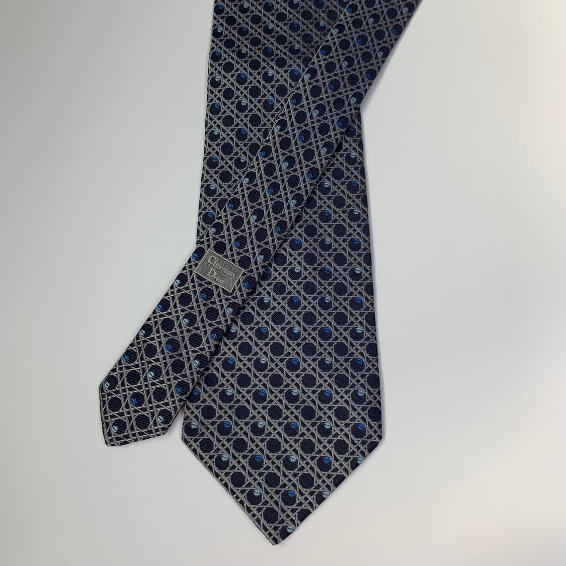 크리스찬 디올(DIOR) 명품넥타이 A등급 클래식 정장룩 코디 상품이미지3