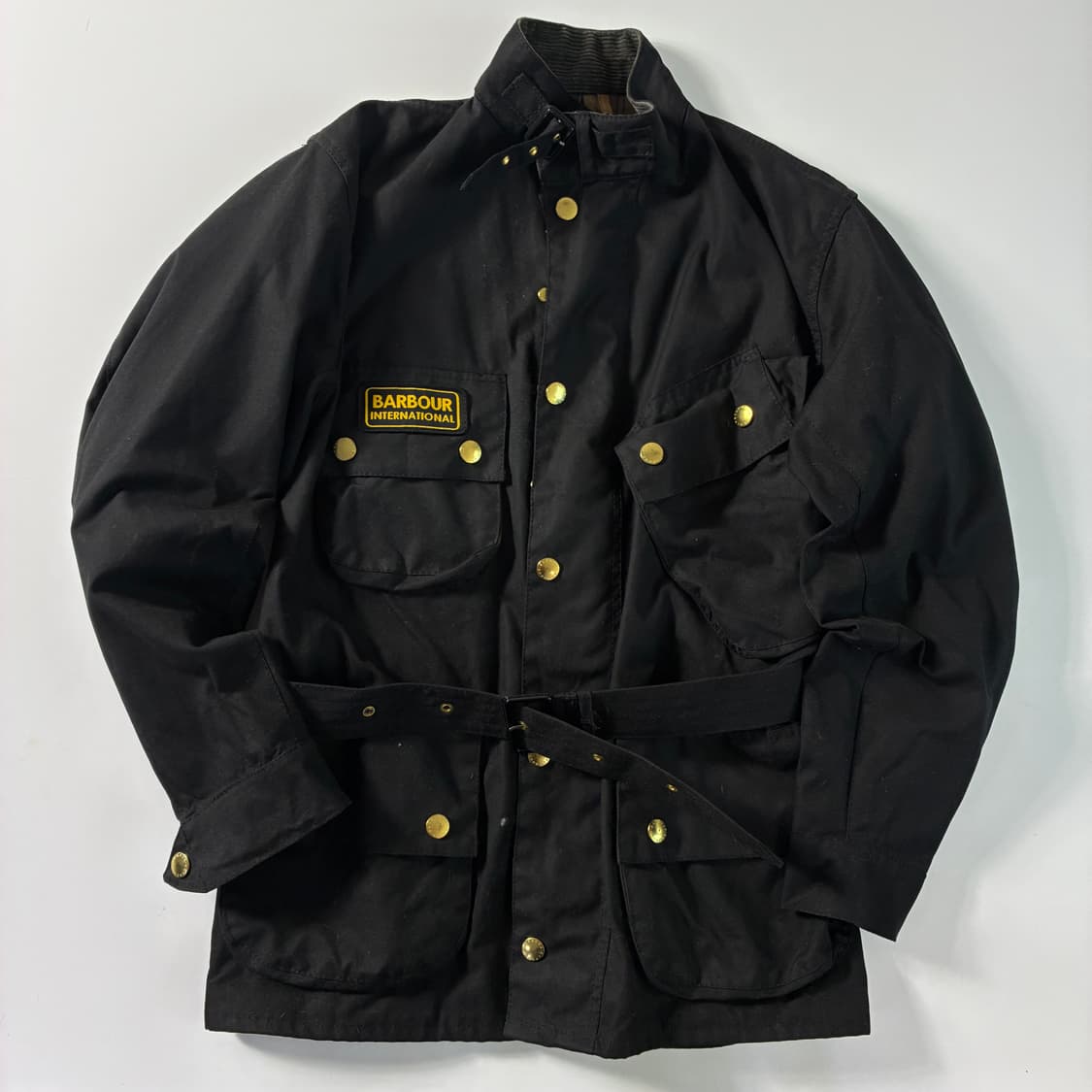 Barbour  바버 인터내셔널 블랙 벨티드 왁스 자켓  상품이미지2