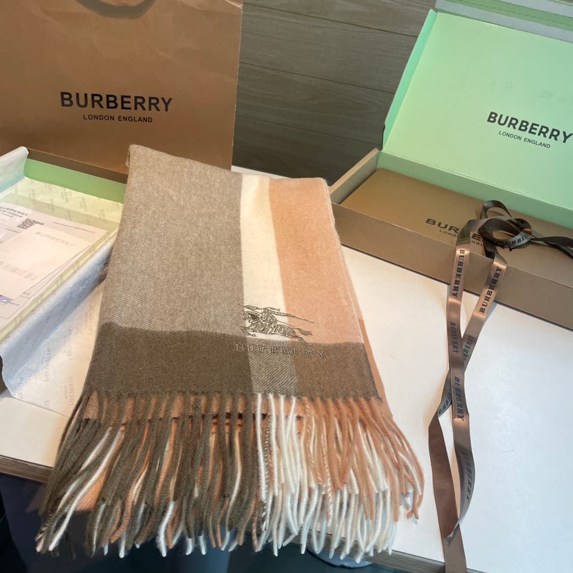 버버리숙녀 리버서블 스카프100% 램스울 상품이미지2