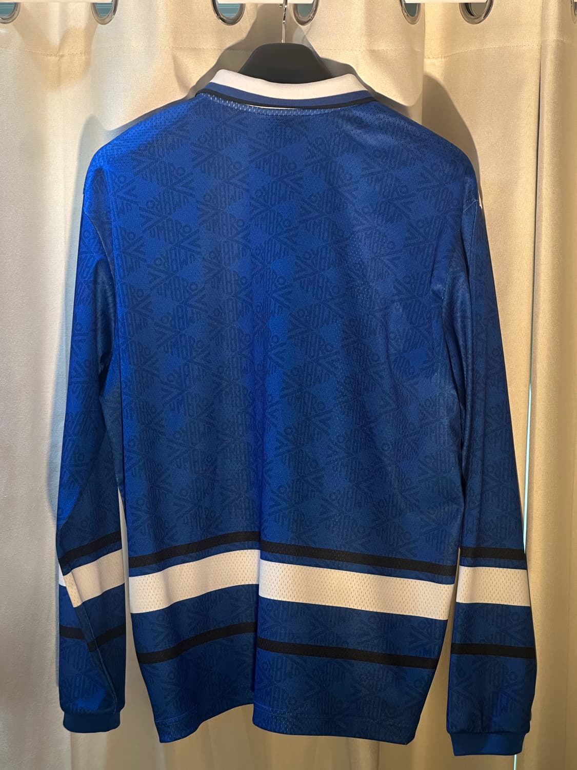 엄브로_레이스업 메쉬 긴팔 티셔츠 XL 상품이미지6