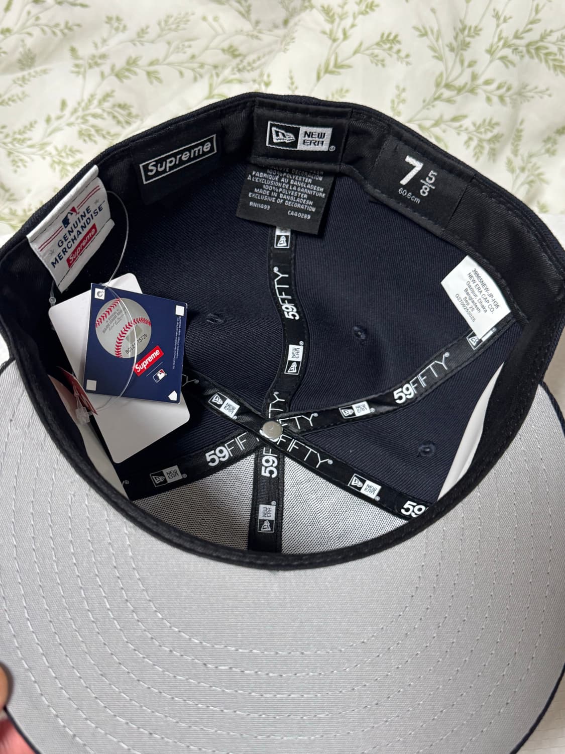 슈프림 X 뉴에라 모자 상품이미지4
