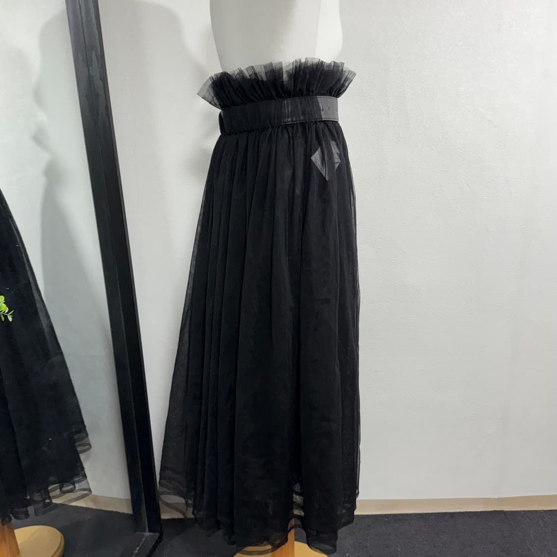 17aw 느와케이니노미야 꼼데가르송 레이어드 벨티드 튤스커트 s 상품이미지2