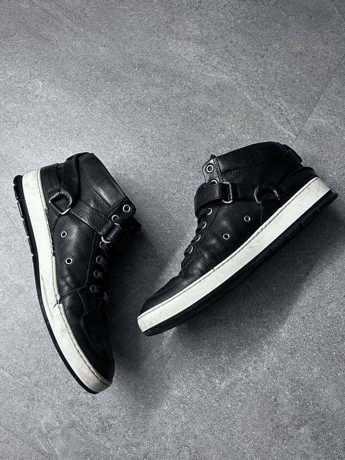 디올 옴므 하네스 하이탑 스니커즈 상품이미지4