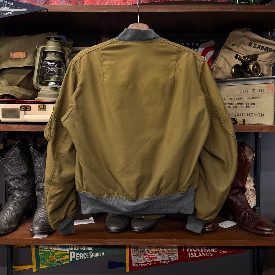 90s 알파 인더스트리 리버시블 플라이트 MA1 밀리터리 봄버 자켓 상품이미지3