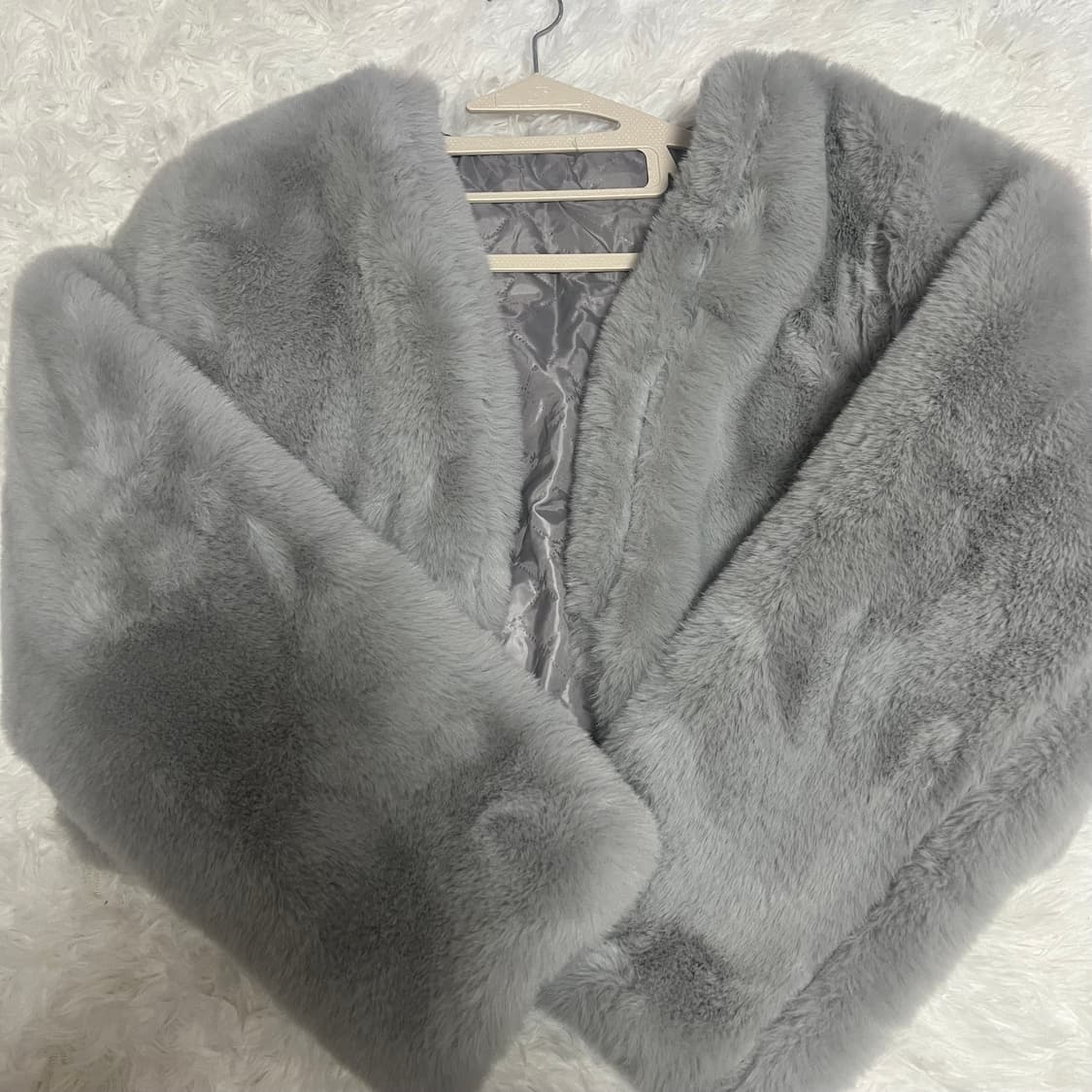 회색 퍼 자켓  상품이미지3