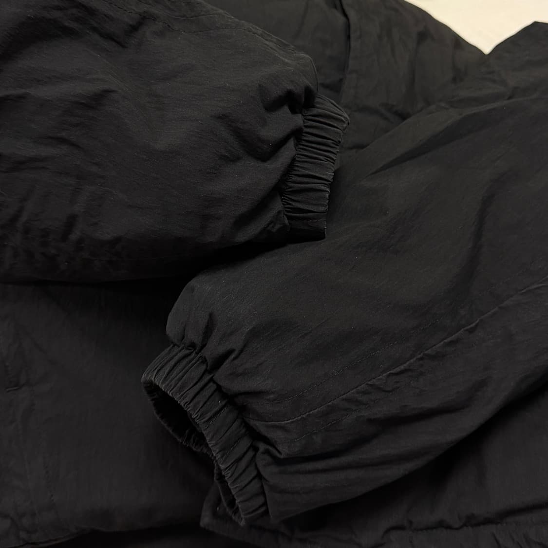 [L] ÉÉ SHRUNKEN PUFFER DOWN PARKA 이이 패딩 상품이미지3