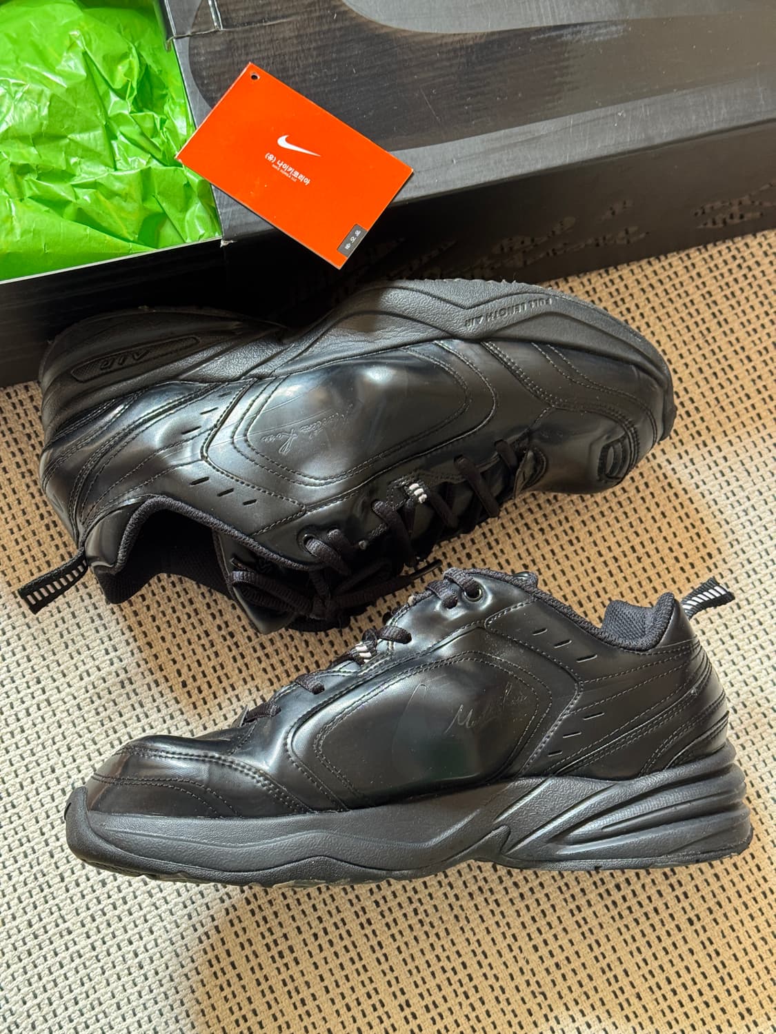 나코탭 나이키 마틴로즈 에어모나크 260 상품이미지3