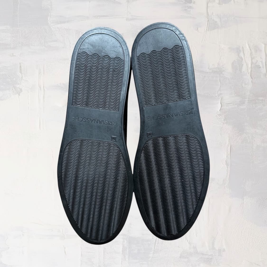 (새상품)크리스반아쉐 09FW 스트랩 스니커즈 블랙 40 상품이미지4