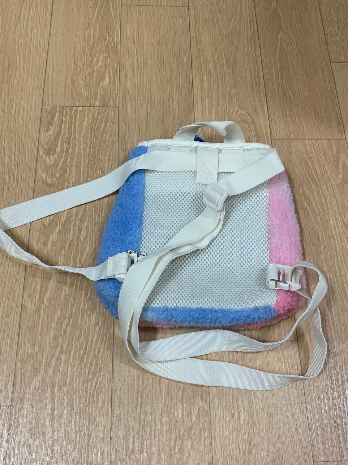 아디다스 쉐르파 미니 버킷백 상품이미지3