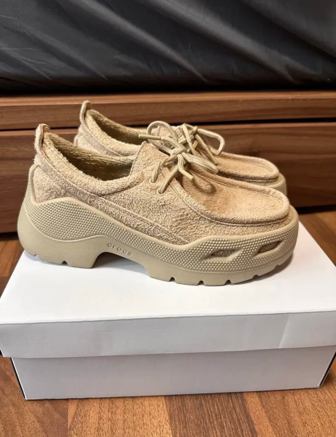 260)크록스 exp 갤러리 슈 바크 (bark) 상품이미지1