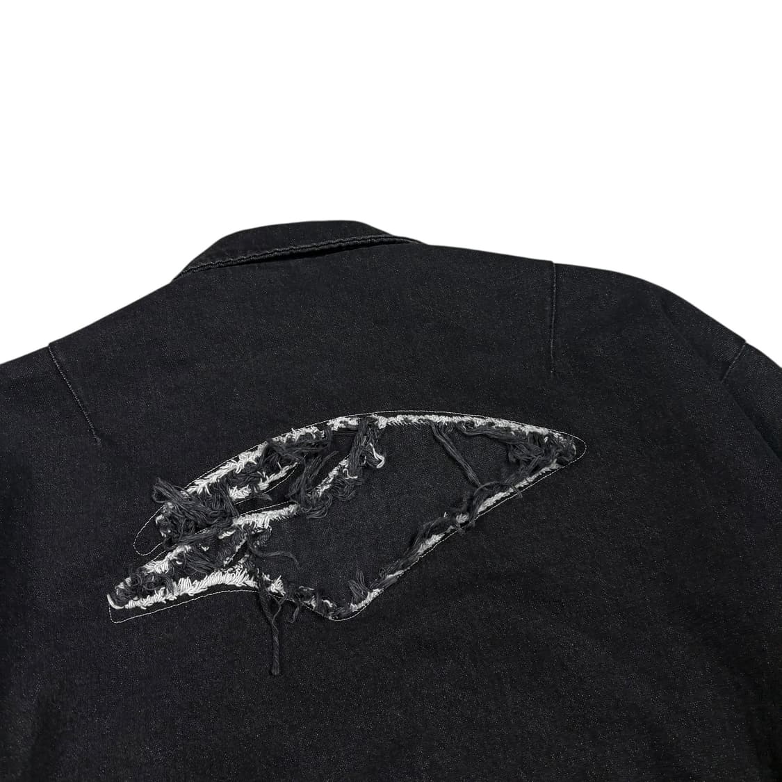 어나더유스 워싱 블랙컬러 데님 봄버 상품이미지4