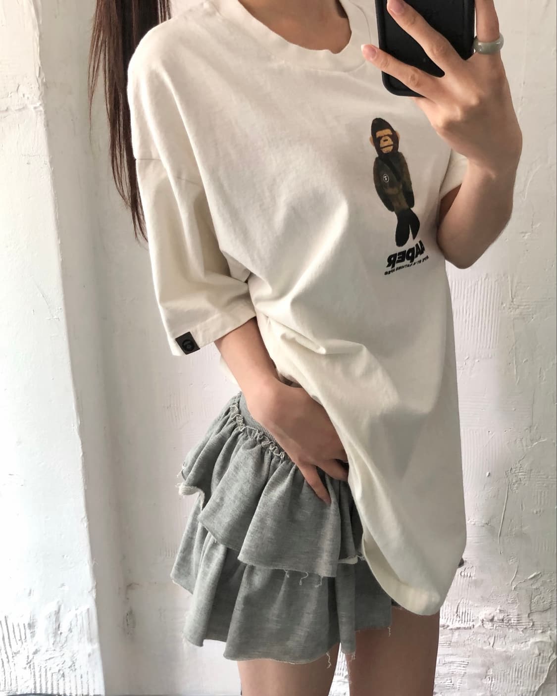 Aape 에이프 아이보리 메디콤보이 그래픽 티셔츠 상품이미지7