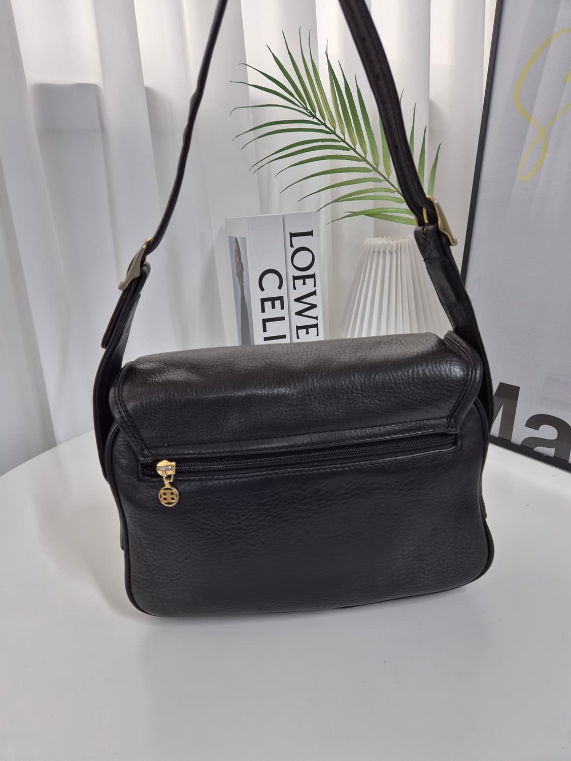 금강 발렌시아가 숄더백 상품이미지3