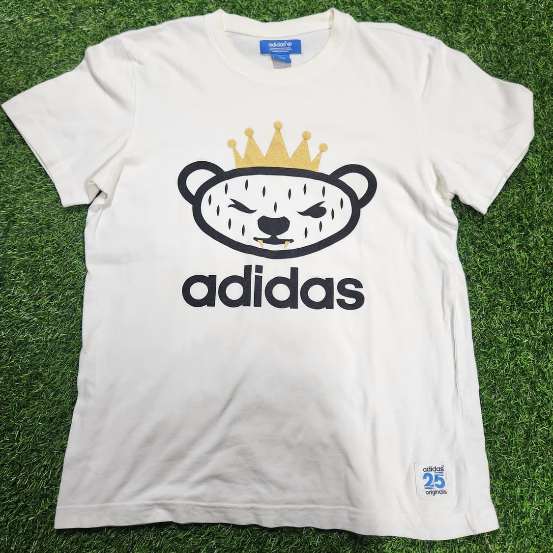 👑아디다스 x NIGO 곰돌이티 / 오리지널스 25주년 한정
 상품이미지1