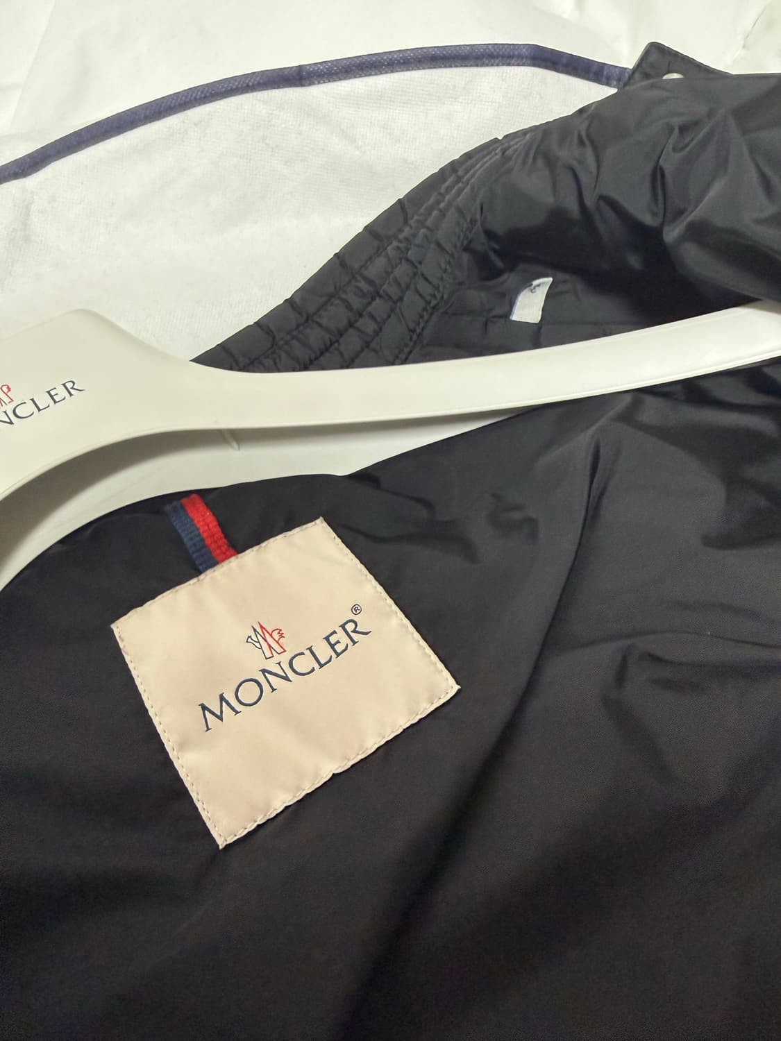 몽클레어 패딩 상품이미지3