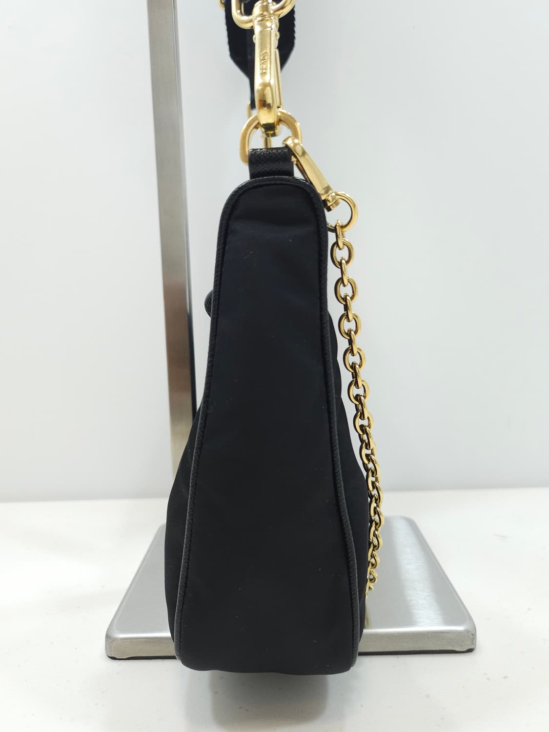 프라다 리에디션 2005 리나일론백 금장 상품이미지4