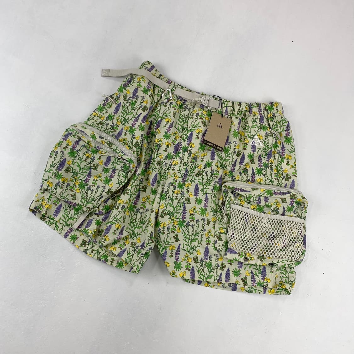 나이키 acg 신형 데드스탁 스노우그래스 카고 쇼츠 (105) 상품이미지1