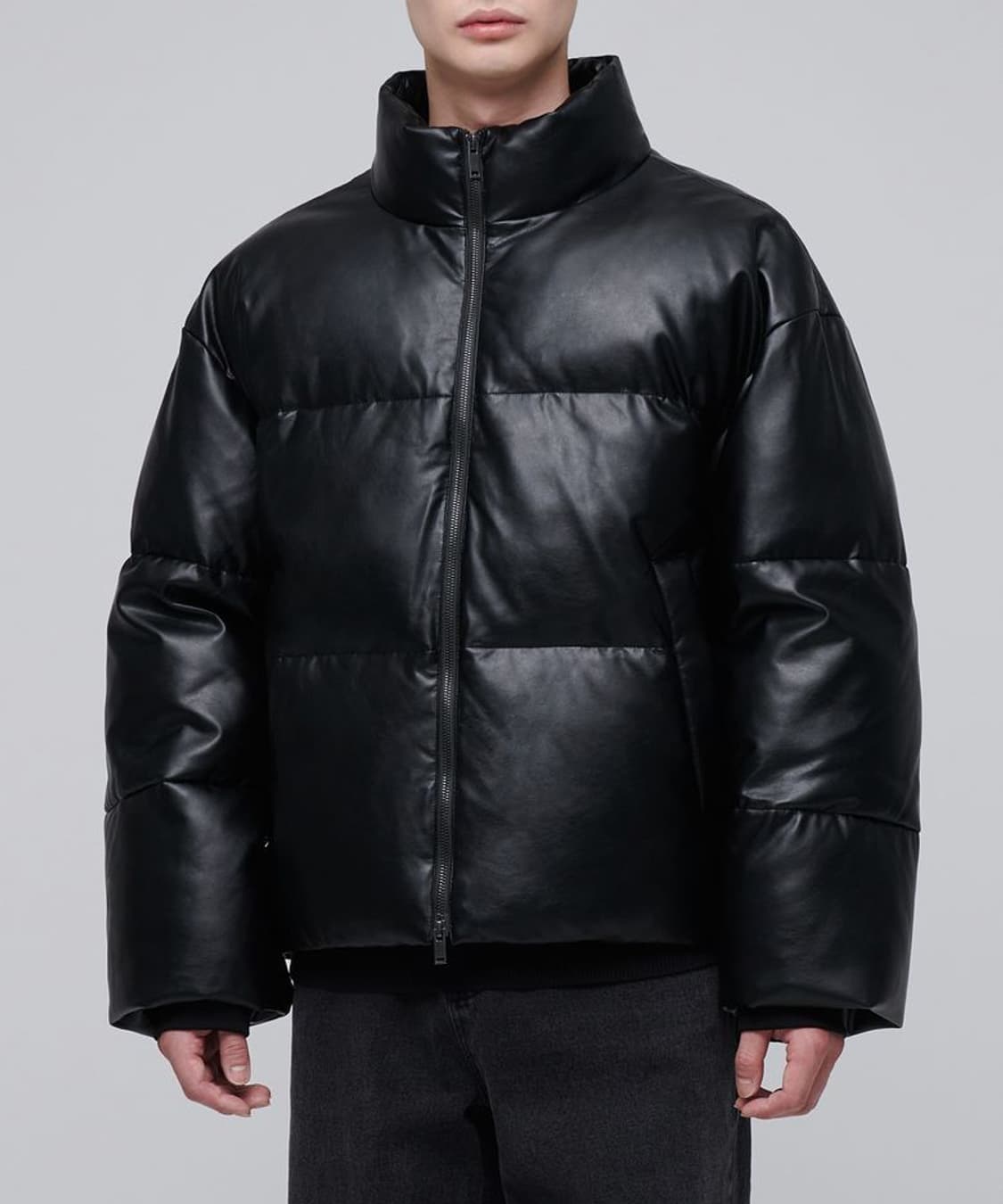 무탠다드 비건 레더 푸퍼 숏 패딩 재킷 [블랙] 상품이미지1