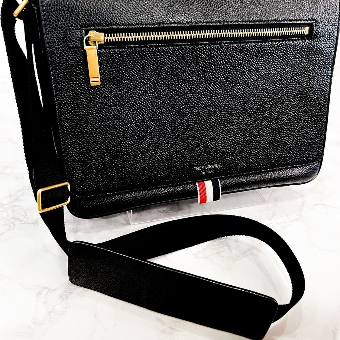 톰브라운 웨빙 스트랩 크로스백 상품이미지3