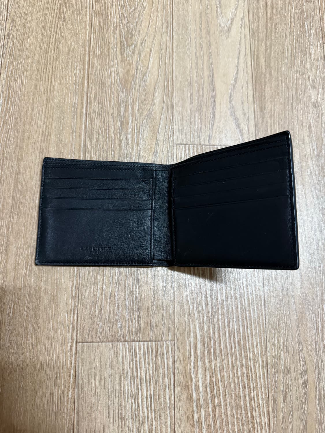 생로랑 지갑 상품이미지2