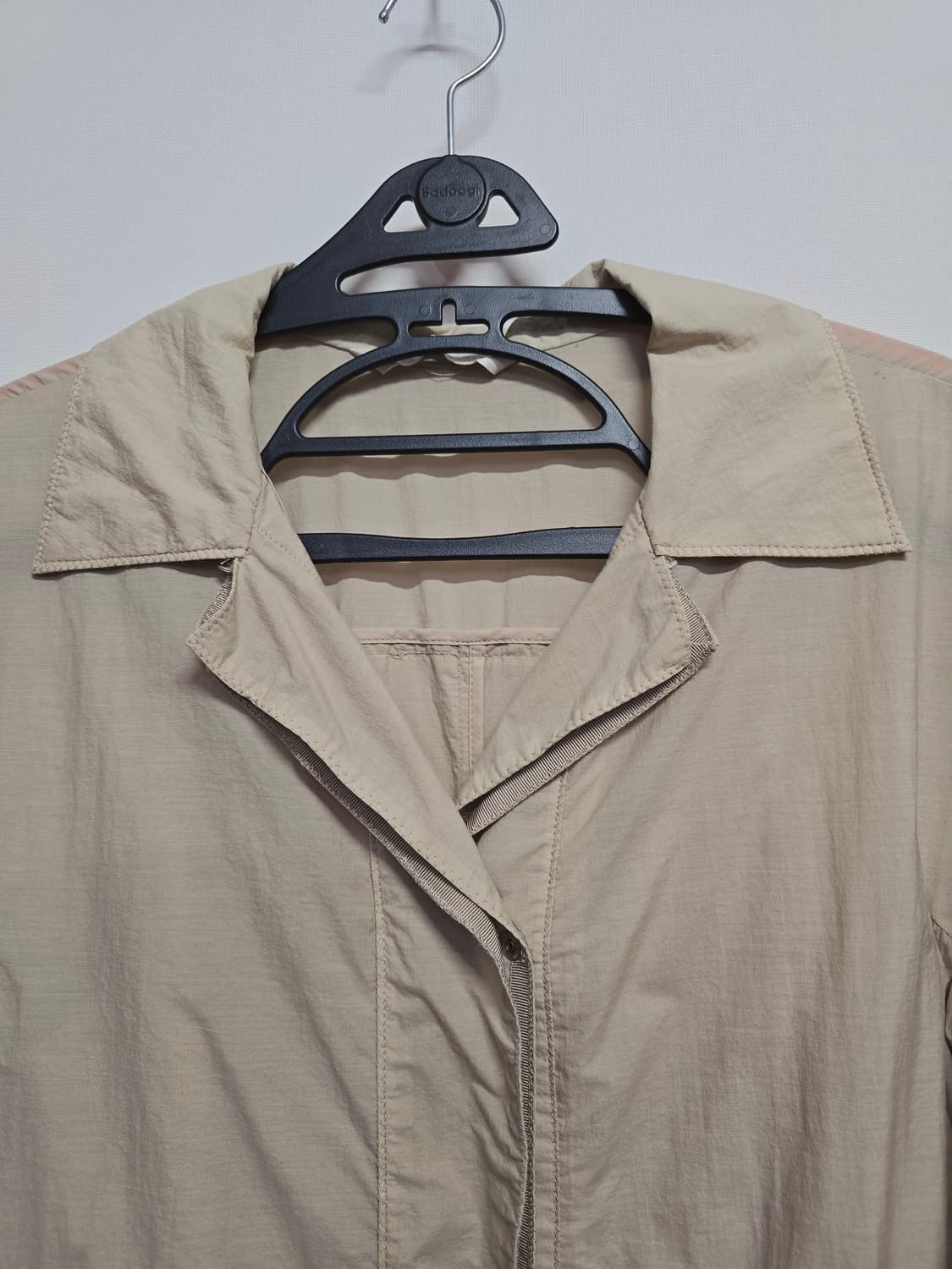 데코 베이지 7부 롱 셔츠형 원피스 상품이미지2