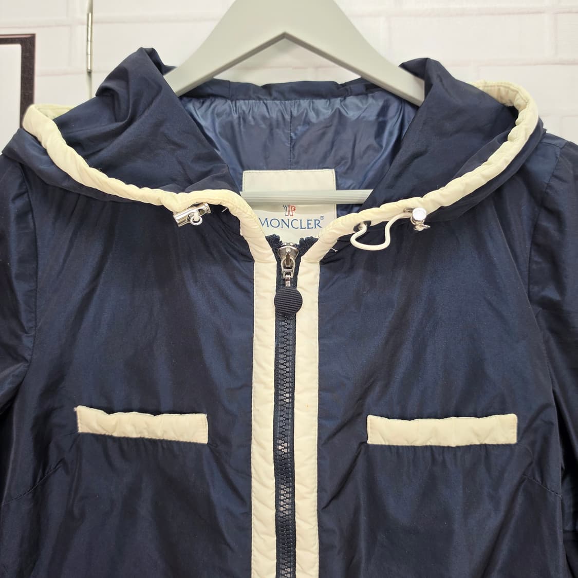 몽클레어 후드 자켓 바람막이 1사이즈 상품이미지3