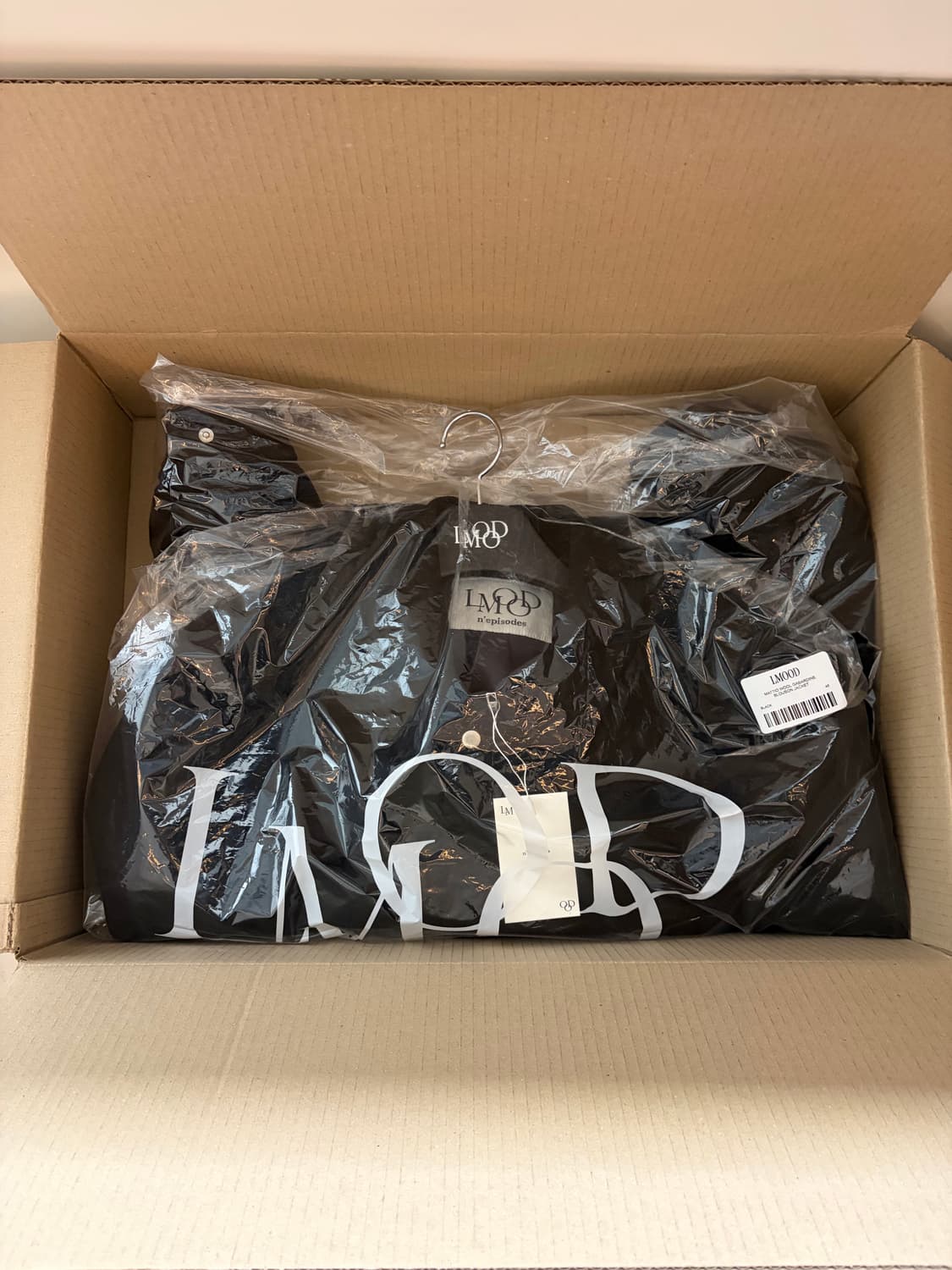 <새상품> 엘무드 26ss 마티오 울 블루종 블랙 46사이즈 팝니다 상품이미지2