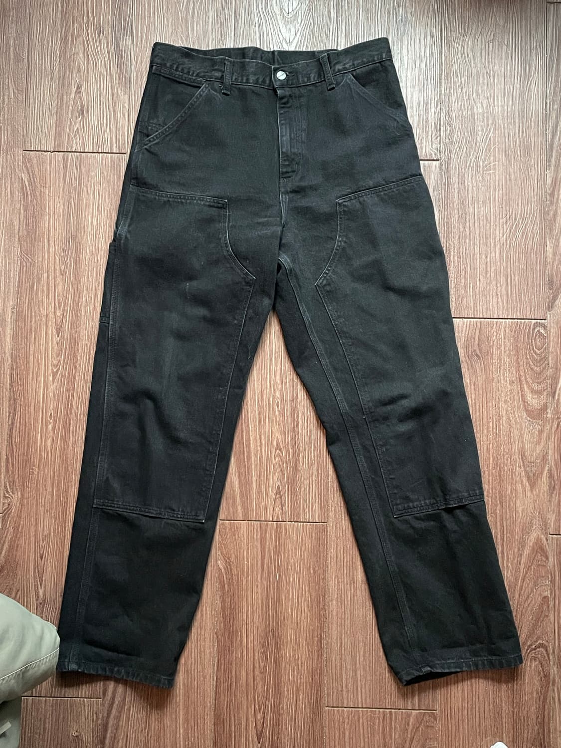 칼하트윕 더블니 스미스 블랙 스톤 워시드 상품이미지1