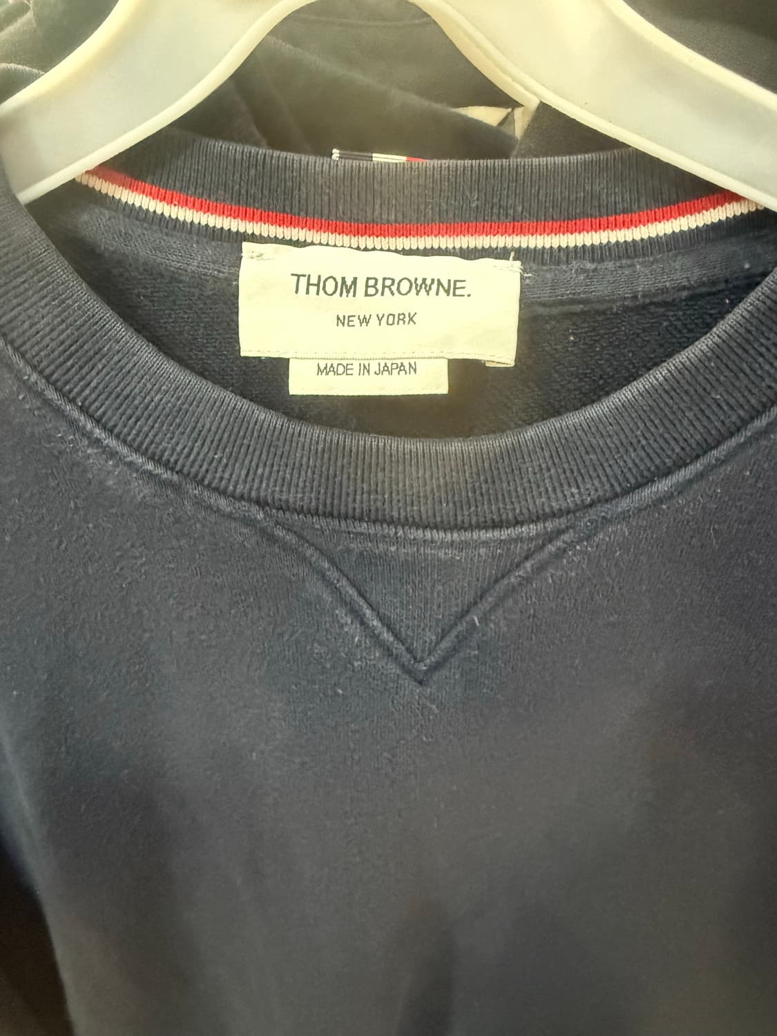 4/100 정품 톰브라운 사선 맨투맨 팝니다 상품이미지2