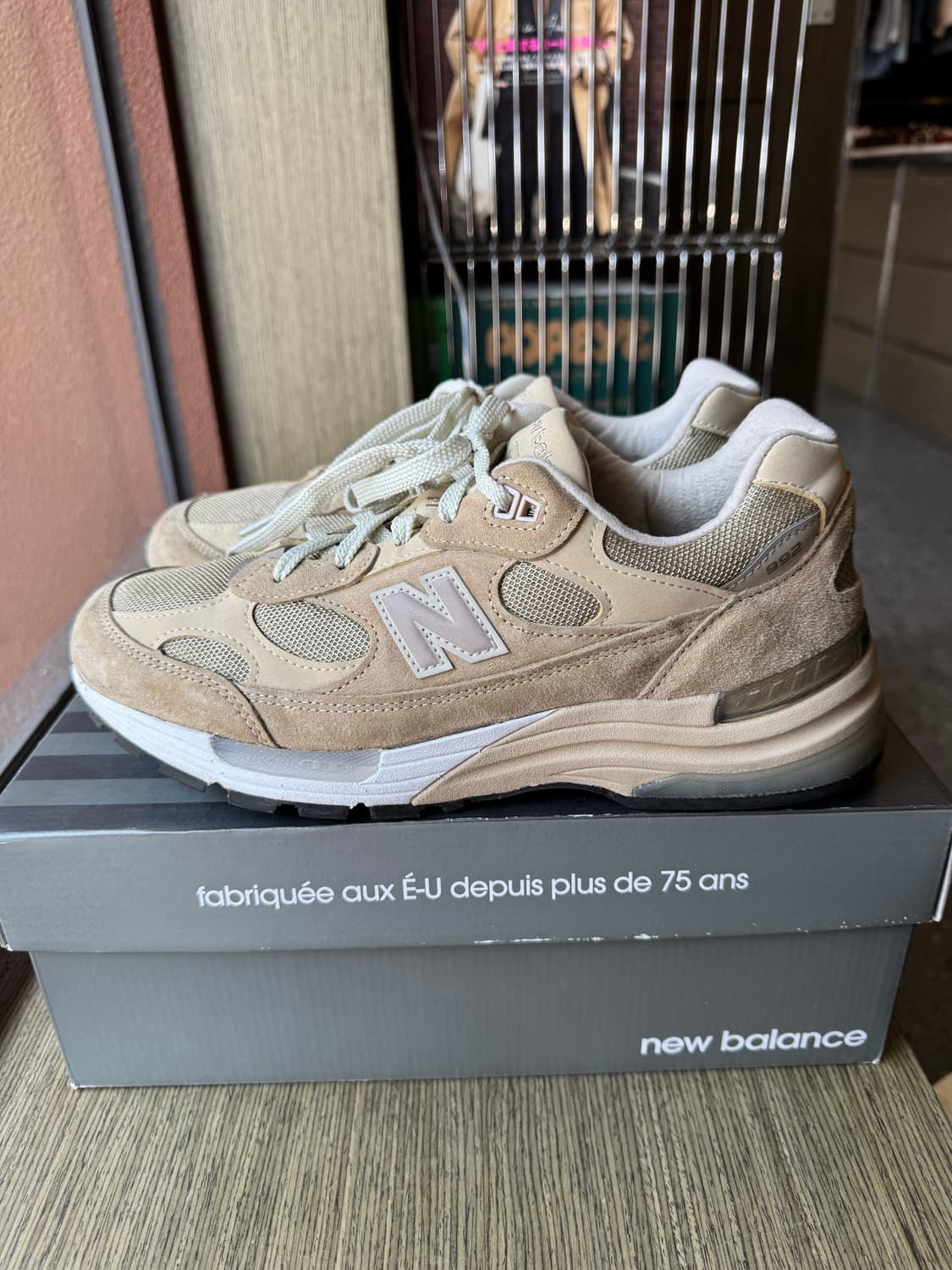 뉴발란스 992 탄 270 상품이미지2