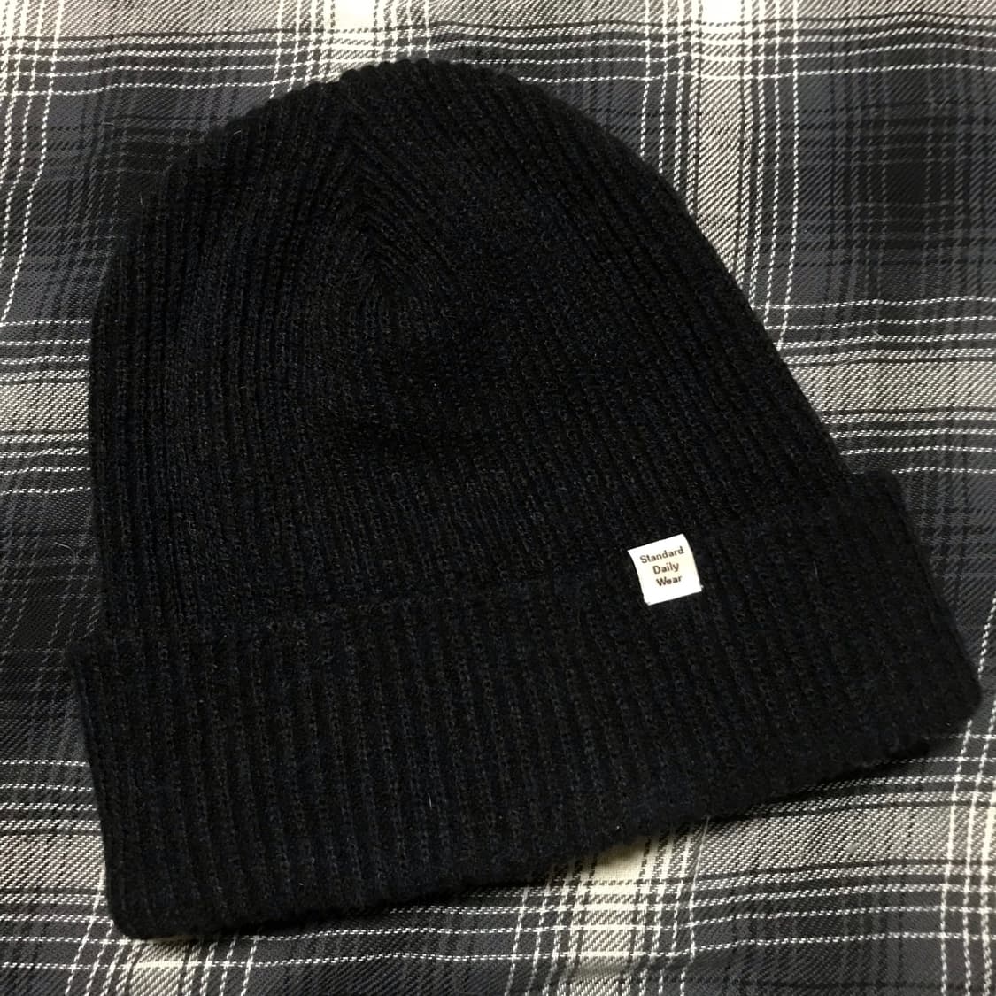 스펙테이터 산하 with mnw 아크릴 블랙 비니 상품이미지1