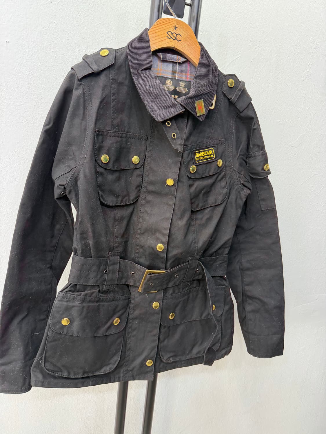 정품) 바버 인터내셔널 새제품급 왁싱 블랙 자켓 XS 상품이미지2