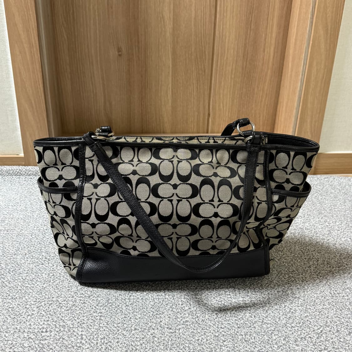 Coach 시그니처 토트백 상품이미지8