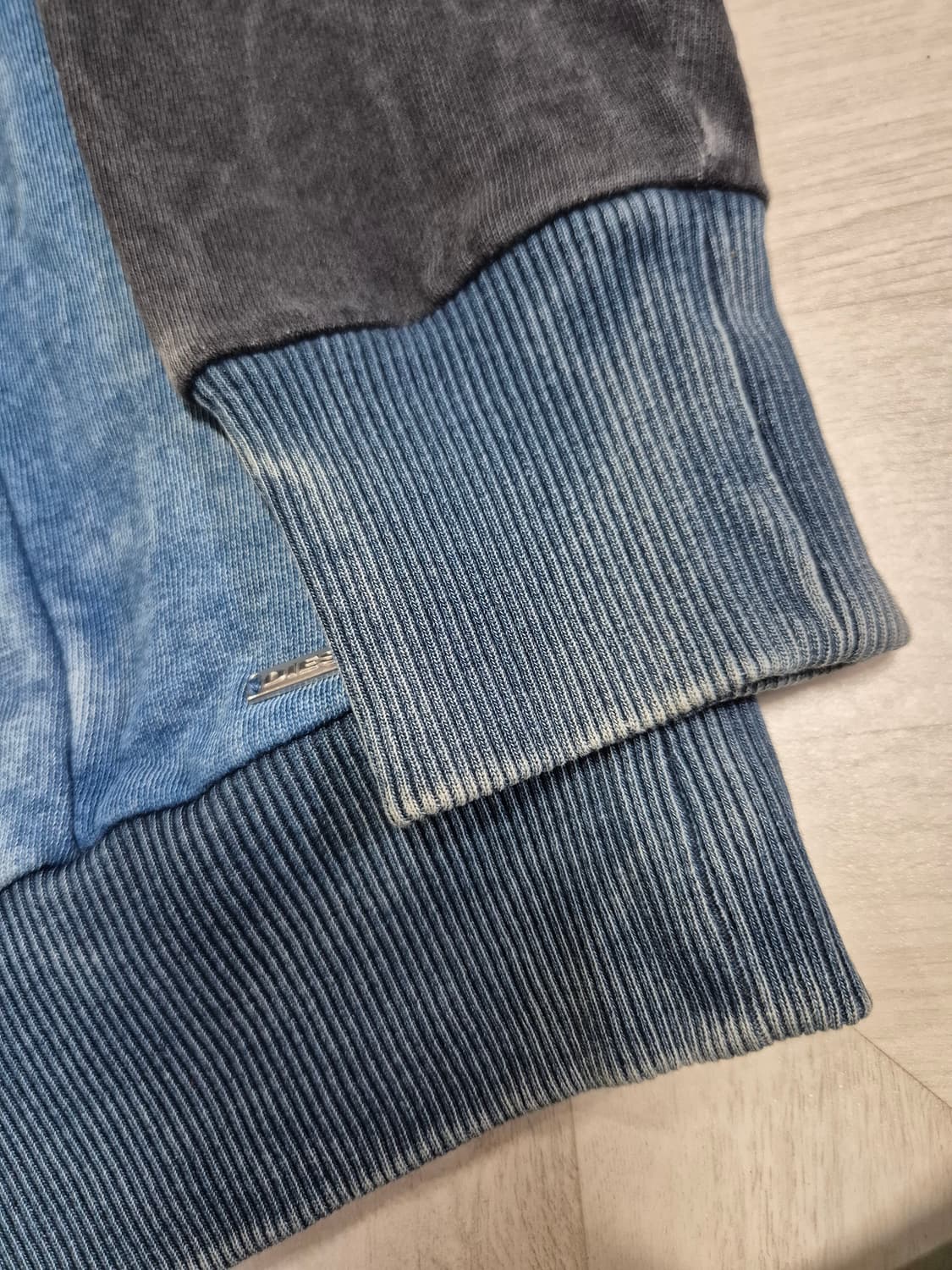 정품 디젤 빈티지 패치워크 맨투맨 상품이미지4