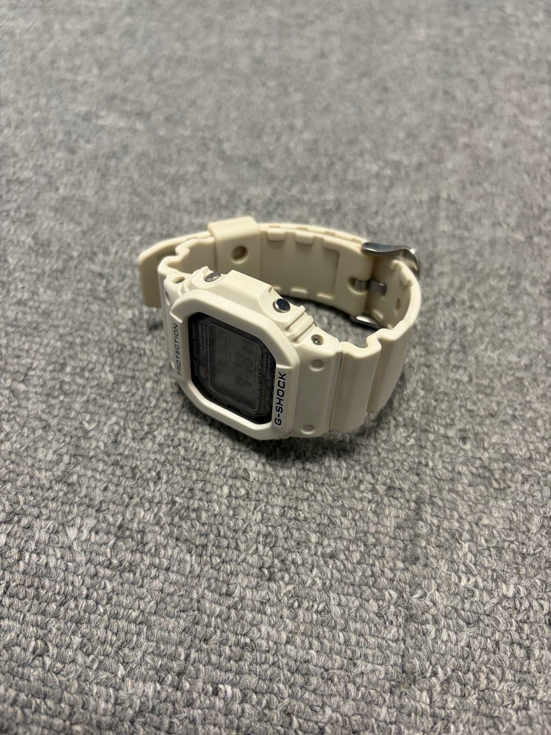 지샥 G-SHOCK 화이트 DW-5600A 시계 상품이미지1