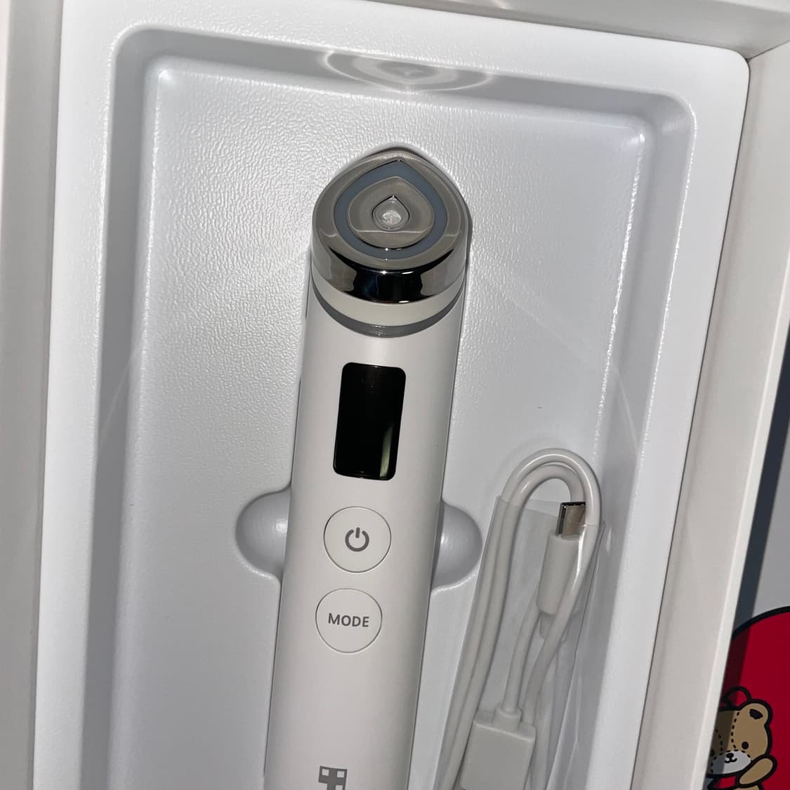 메디큐브 부스터프로 헬로키티 에디션  상품이미지4