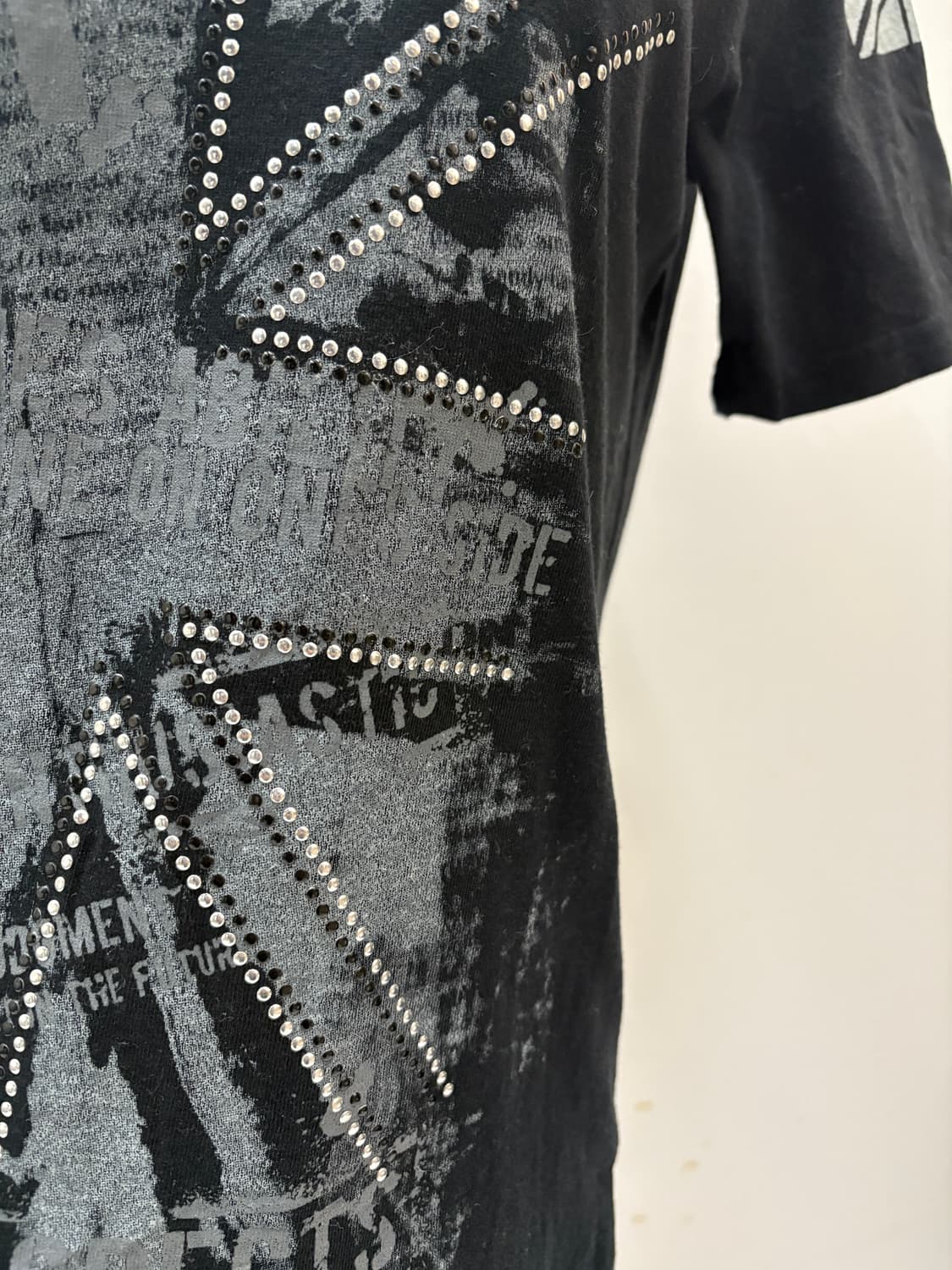 Y2K 스터드 포인트 반팔 티셔츠 상품이미지3