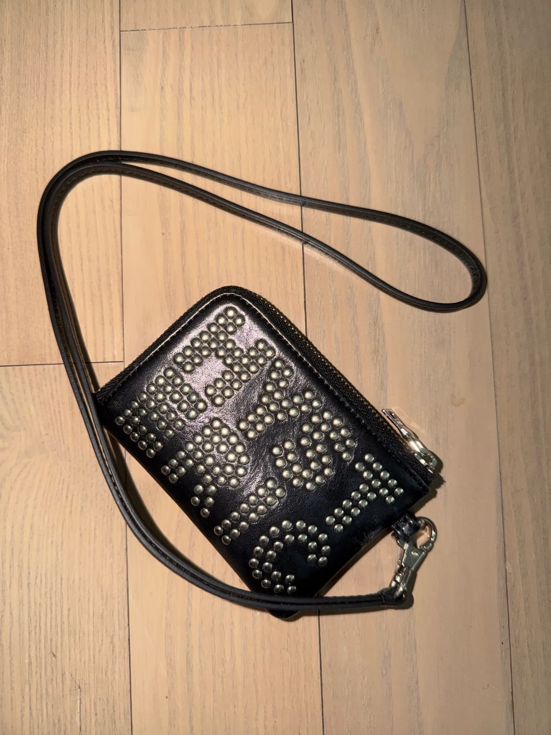 히스테릭글래머 스트랩 스터드 지갑 상품이미지1