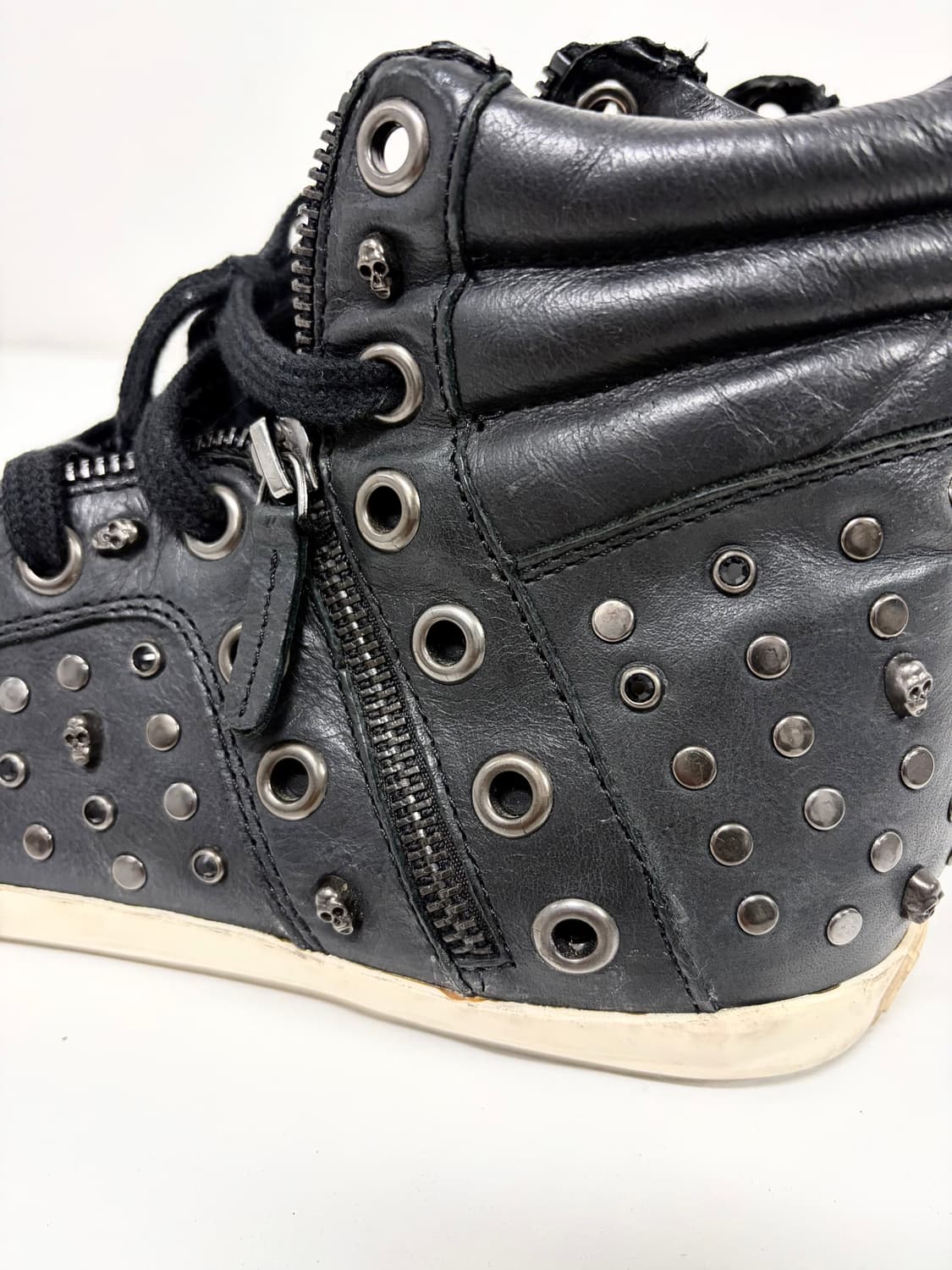 270-275) 아쉬 Ash 블랙 스컬스터드 레더 하이탑 스니커즈 상품이미지5