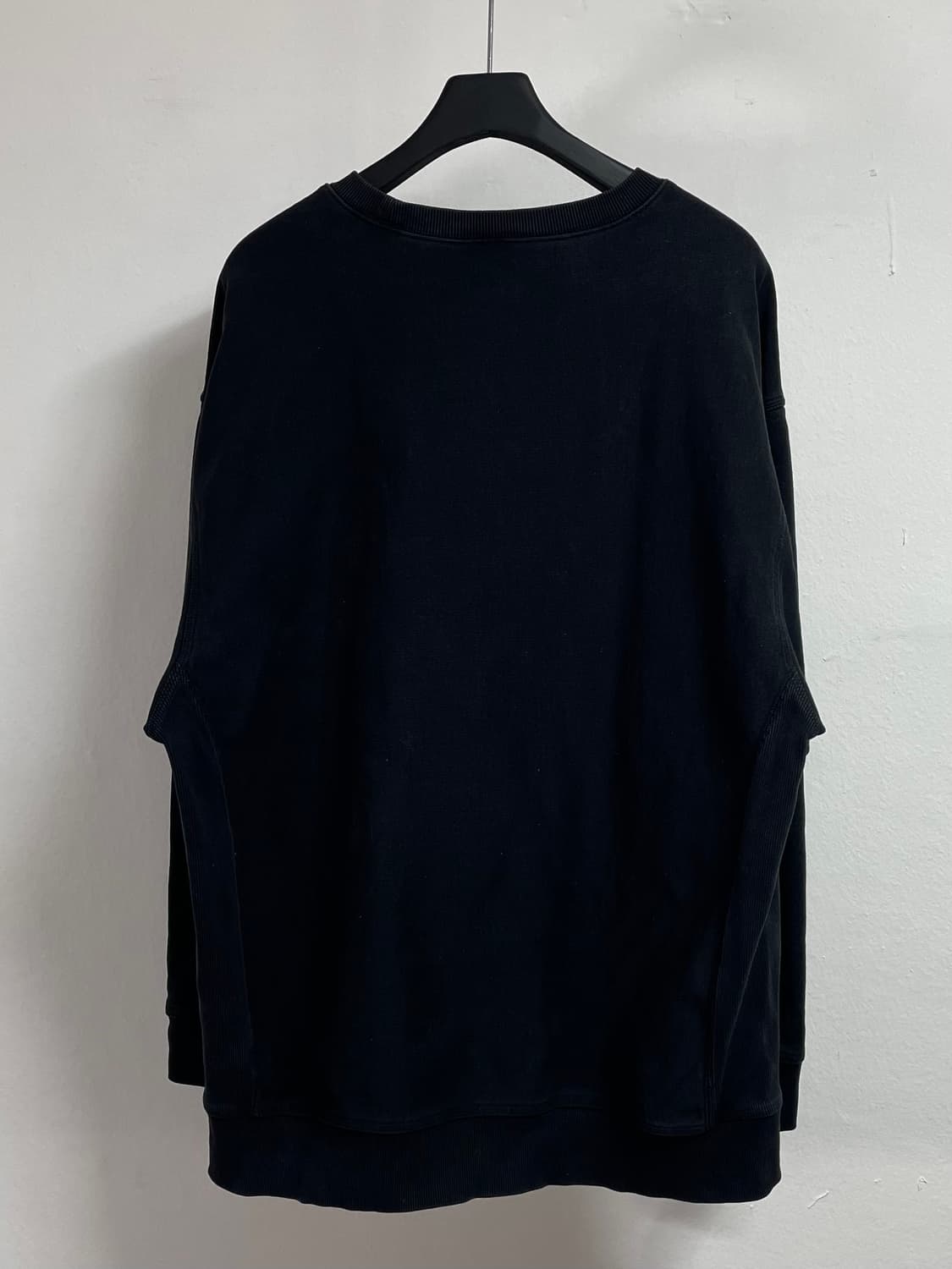 칼하트 빅사이즈 로고 블랙 헤비스웻 맨투맨 (on.167)   상품이미지2