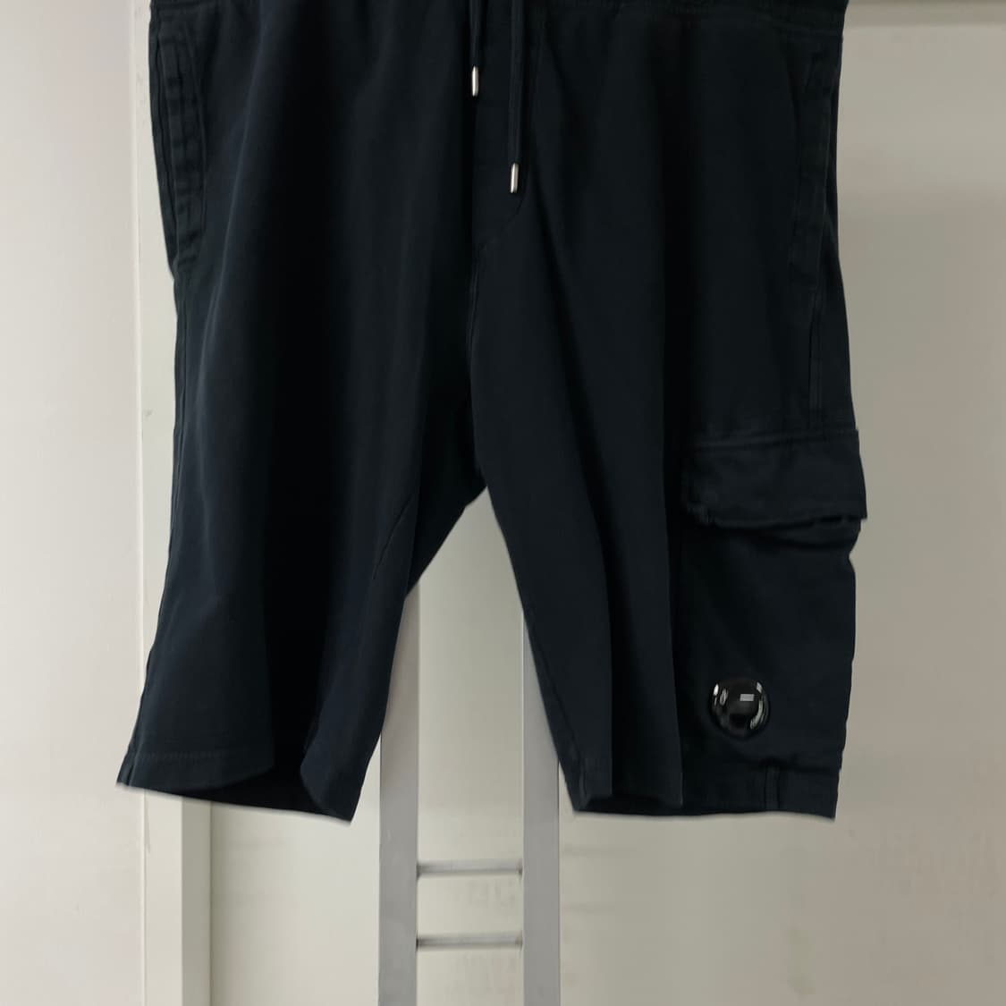 CP 컴퍼니 렌즈 반바지 블랙 XXXL 상품이미지3