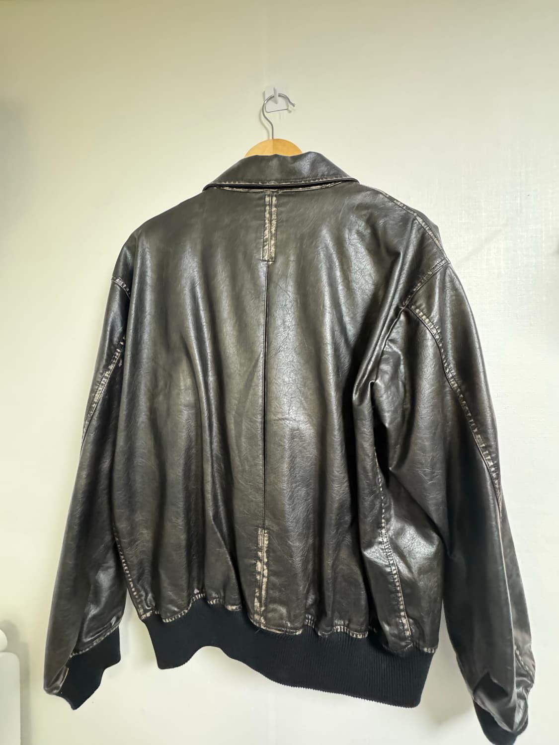 국내브랜드 언아웃핏 가죽자켓 상품이미지2