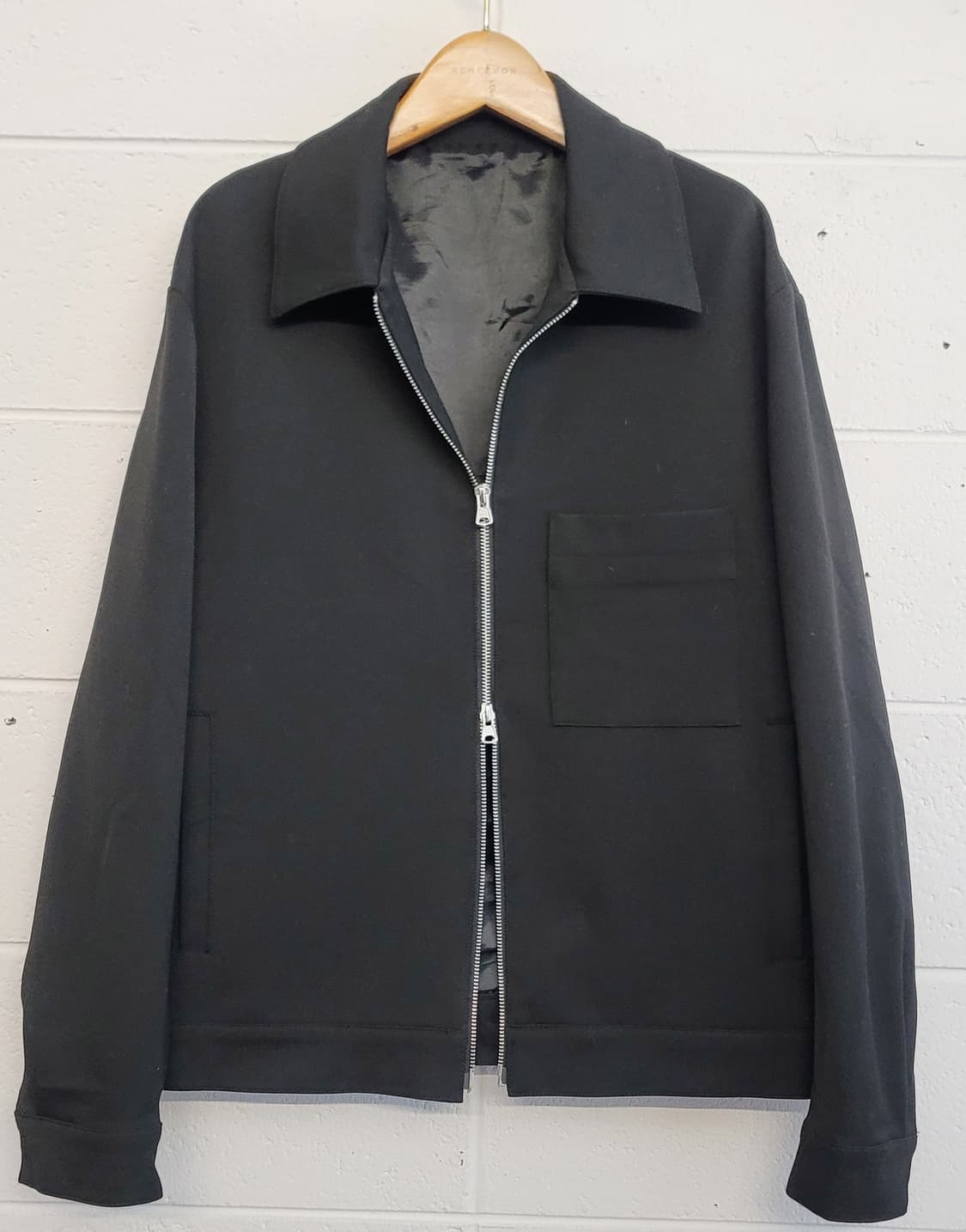 [105.XL] 무신사스탠다드 투웨이지퍼 릴렉스드 포켓 미니멀자켓 판매 상품이미지2