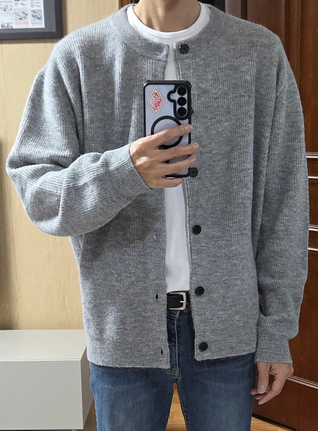 (착샷) 더니트컴퍼니 알파카 블렌드 라운드 니트 가디건 상품이미지9